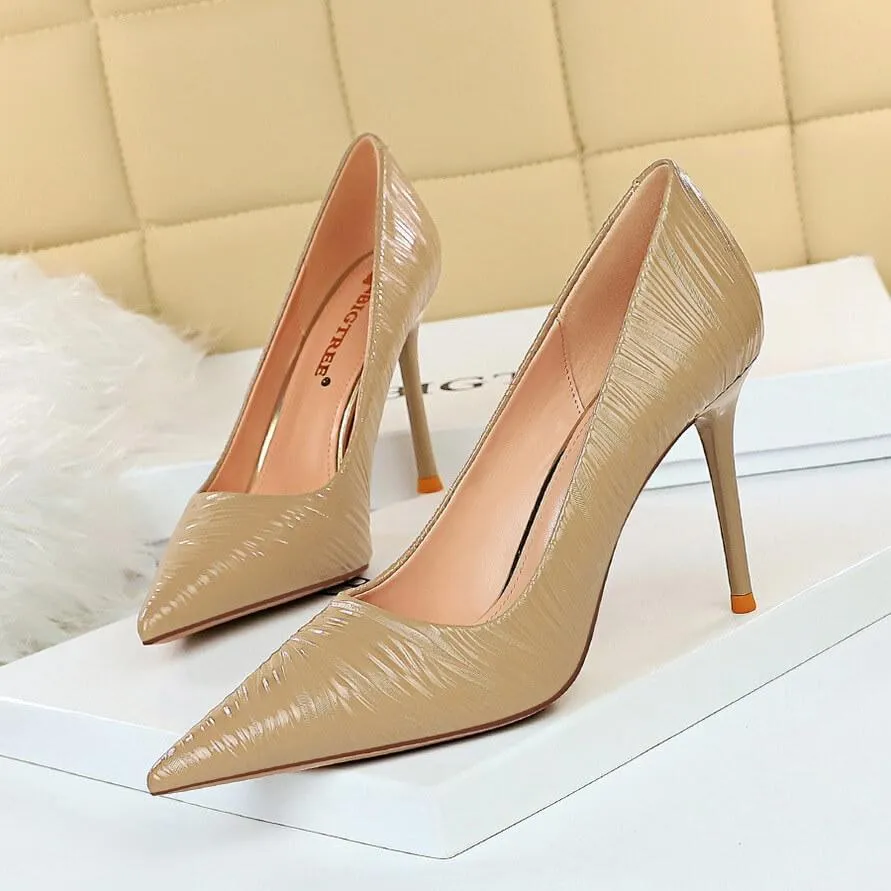 Sexy PU Point Toe Slip On Pumps